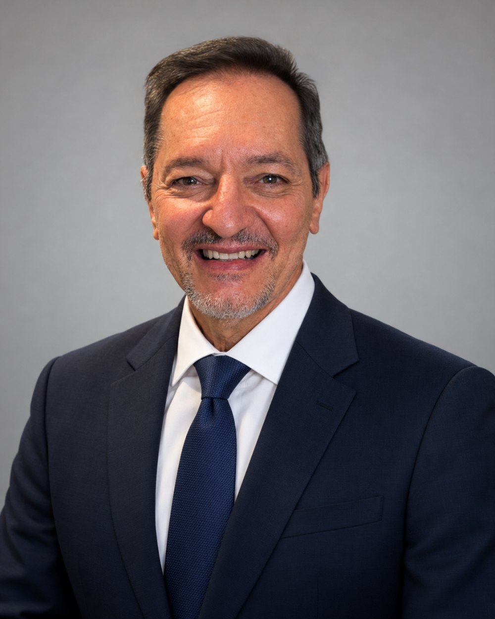 Dr. Percy Sérgio Oberg, cirurgião plástico